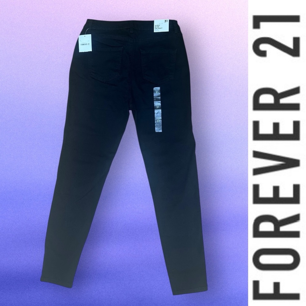 NWT Forever 21 Black High Rise Skinny Jeans , Size 31, MSRP $28 - Picture 2 of 4